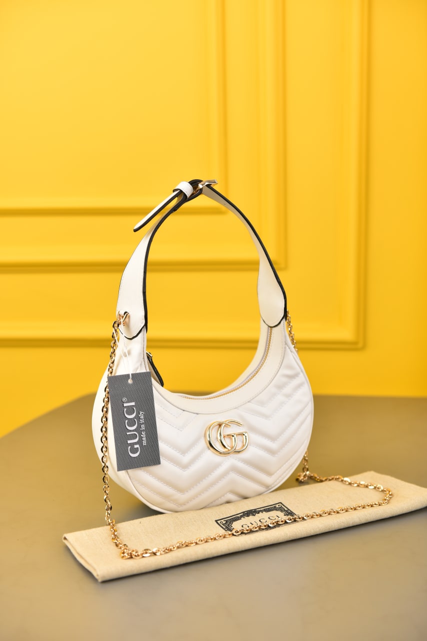 GG - Marmont Half Shaped Mini Bag