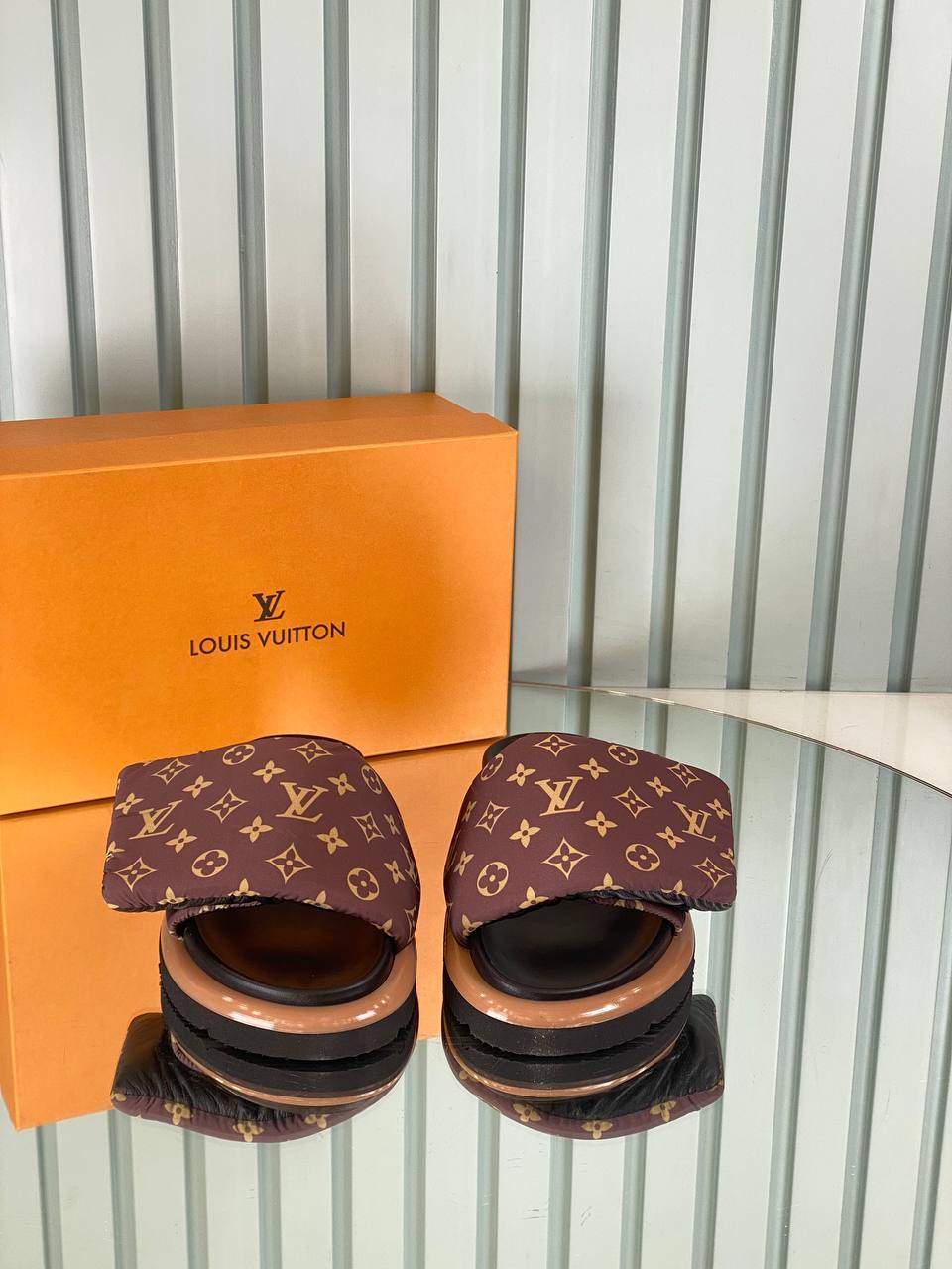 LVS - Slipper