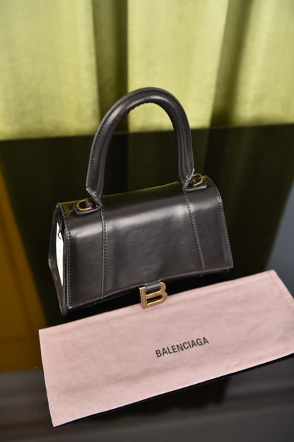 BB - Hourglass Small Handbag