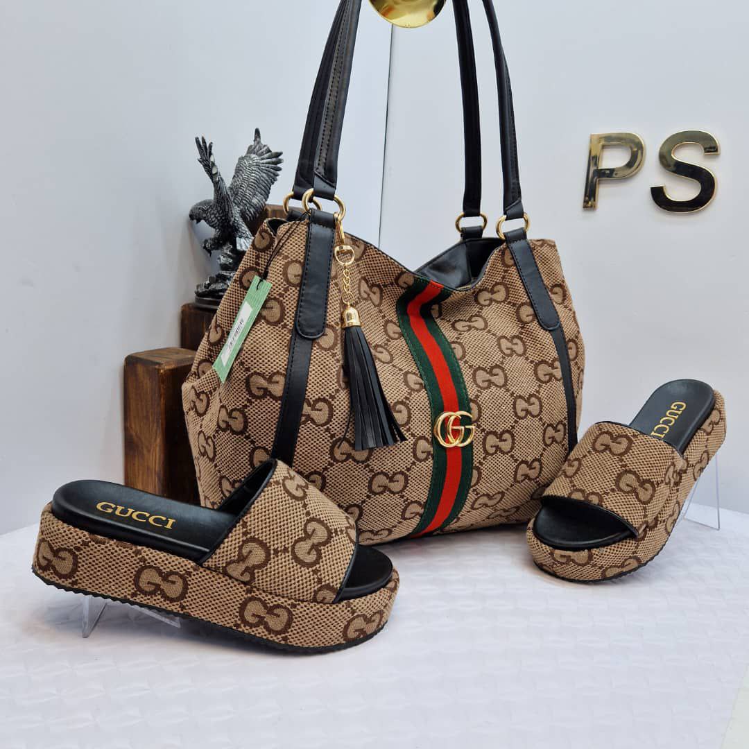 GG - Bag and Slipper Set (v1)