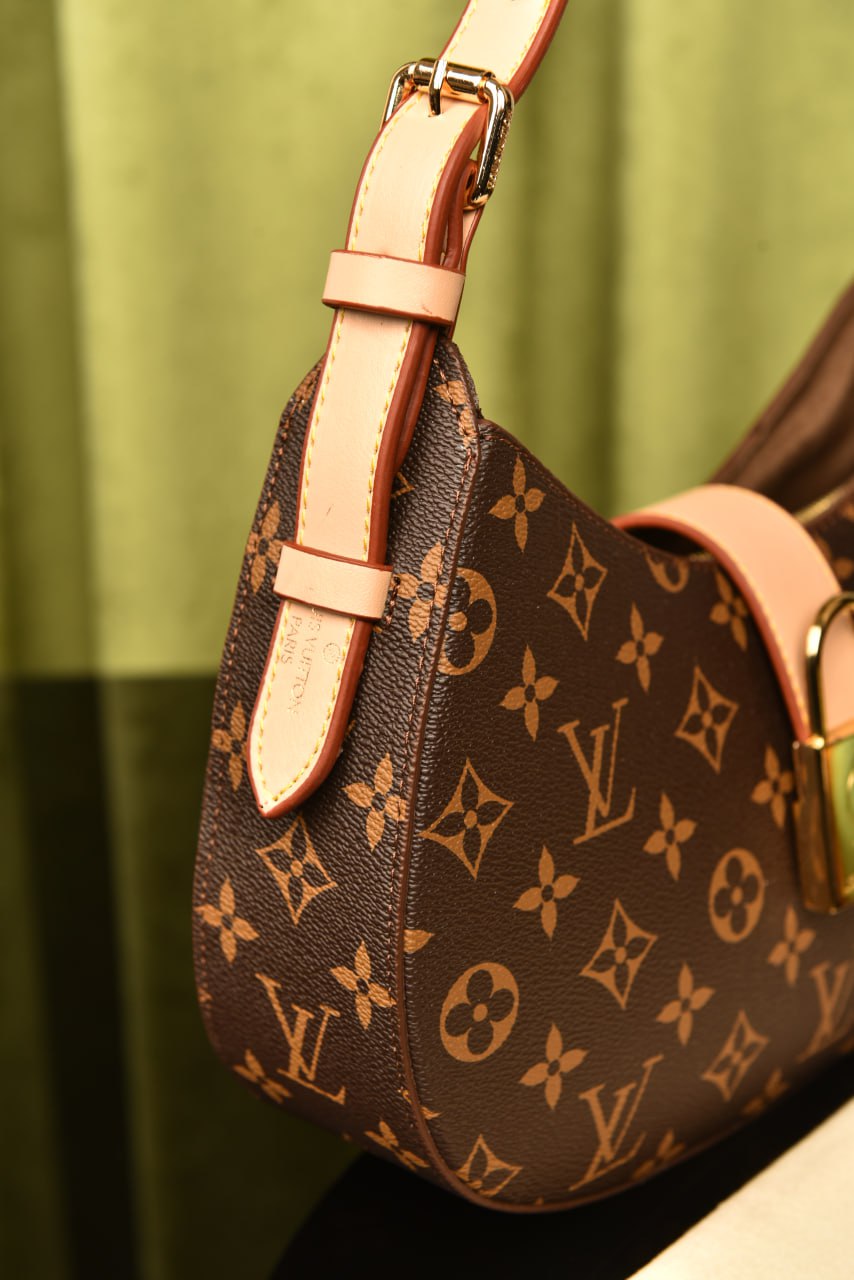 LVS - Low Key Shoulder Bag